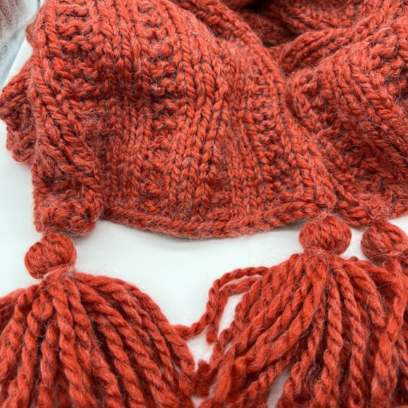 Extra-long, hand-knit scarf in alpaca-acrylic blend - Picture 14 of 15